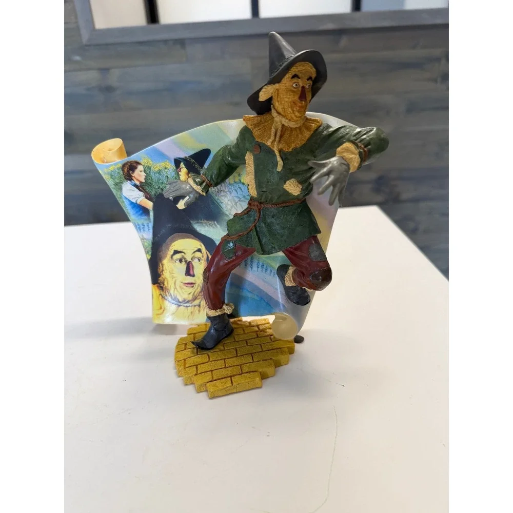 Bradford Exchange Wizard of Oz Scarecrow Figurine A Head Full of Straw 2005